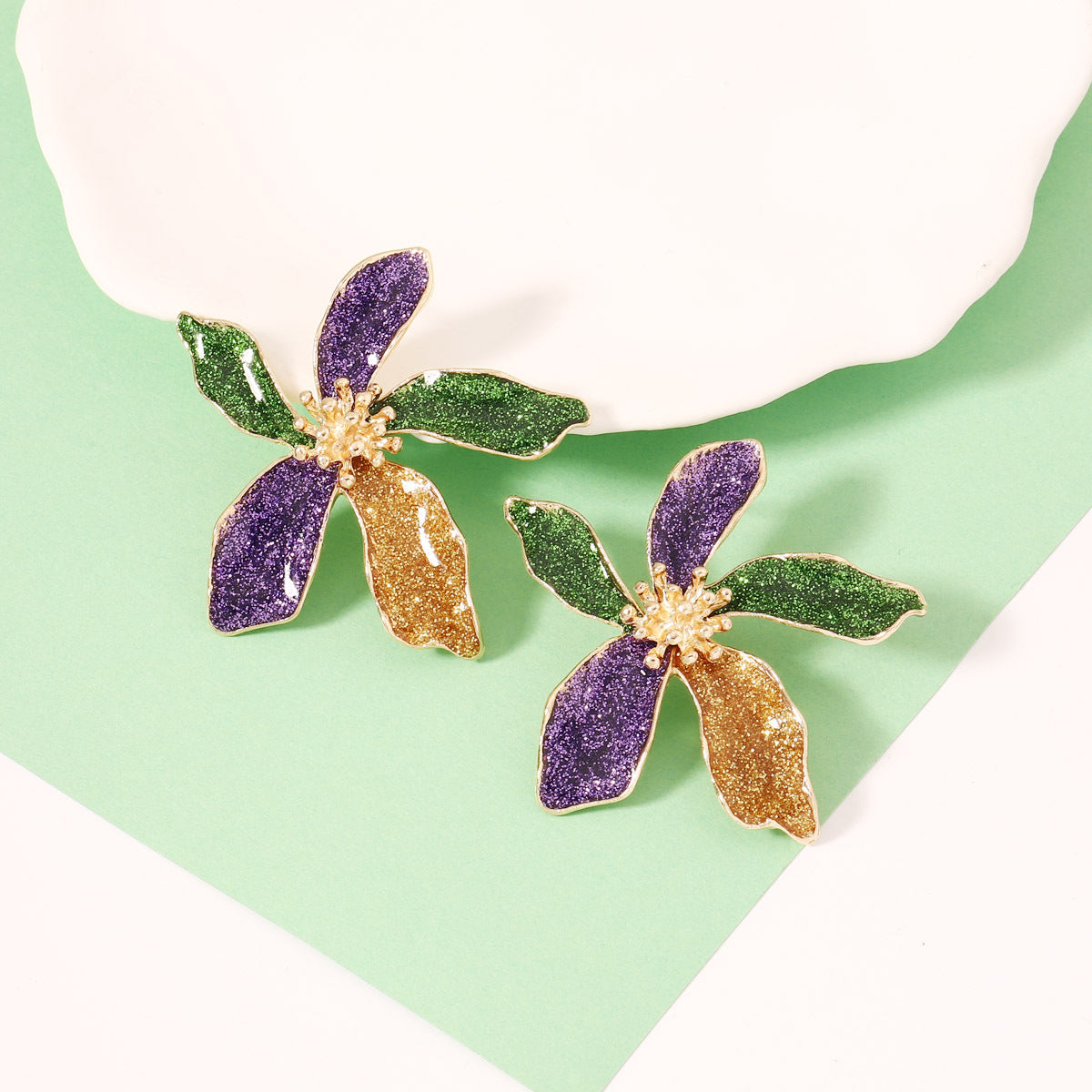 Pendientes de diseño elegante, modernos y versátiles, joyería Yiwu para mujer.