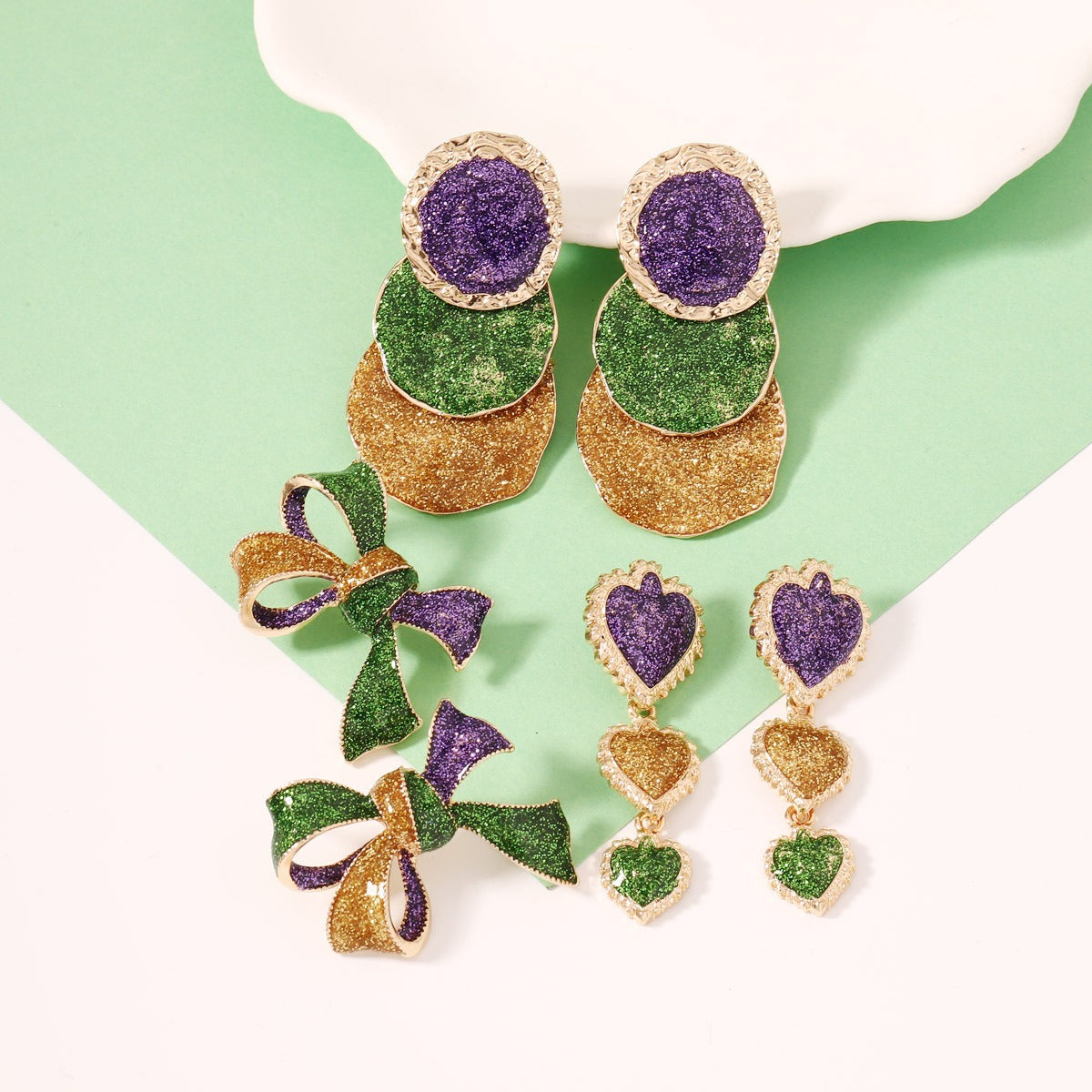 Pendientes versátiles con tendencia geométrica para mujer.